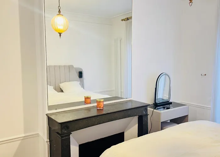 De Luxe L Elysee Апартаменты *